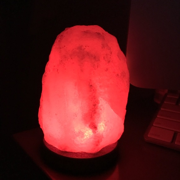 Multicolor salt lamp - Picture 2 of 6